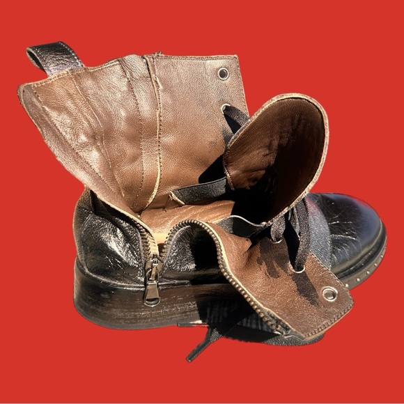 JP DAVID BLACK LEATHER ANKLE BOOT (SZ 37 - 6) (EUC) - Picture 13 of 16